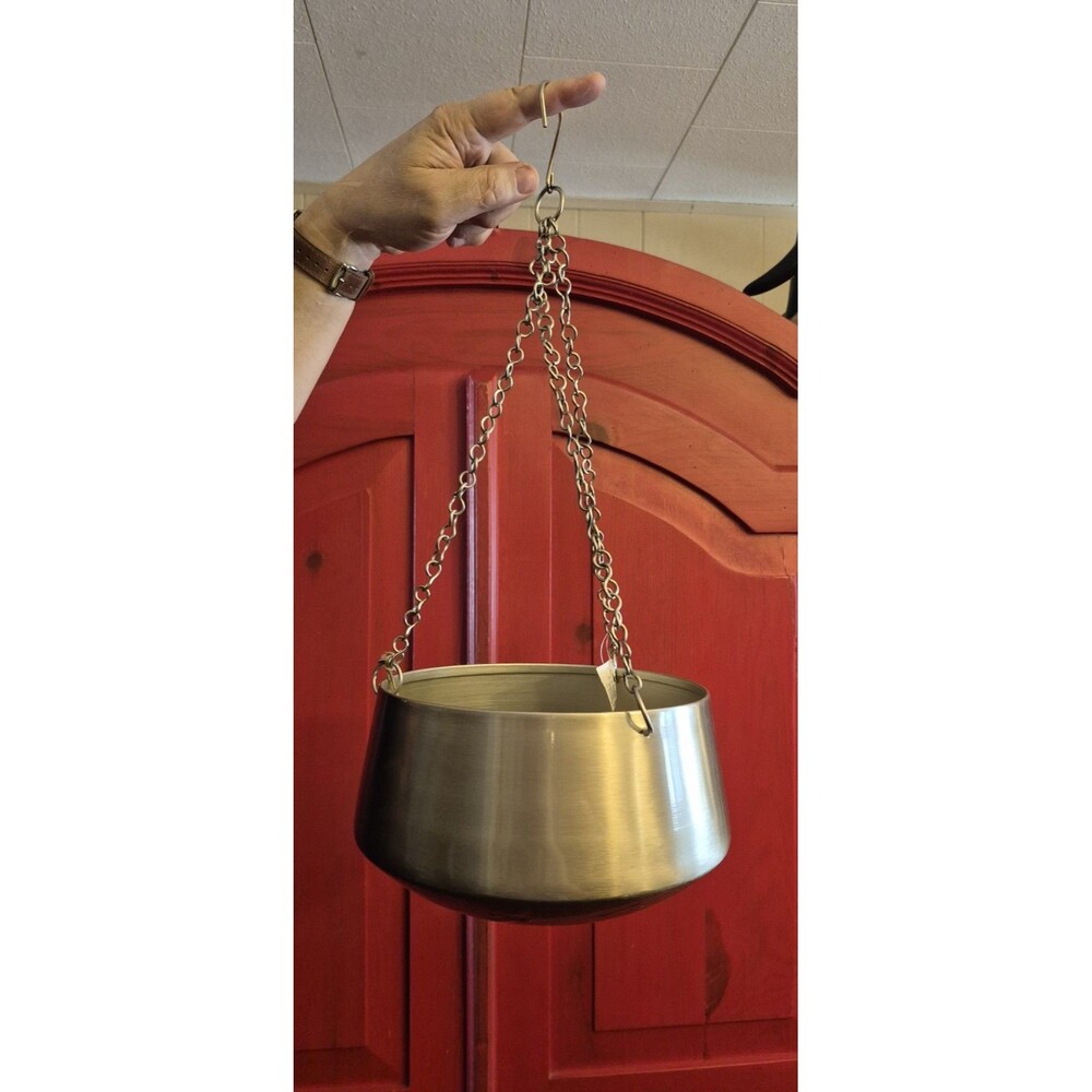 NWT Brushed Silver Dome Style Hanging Basket 8" Round 5.5" Deep Modern Sleek New